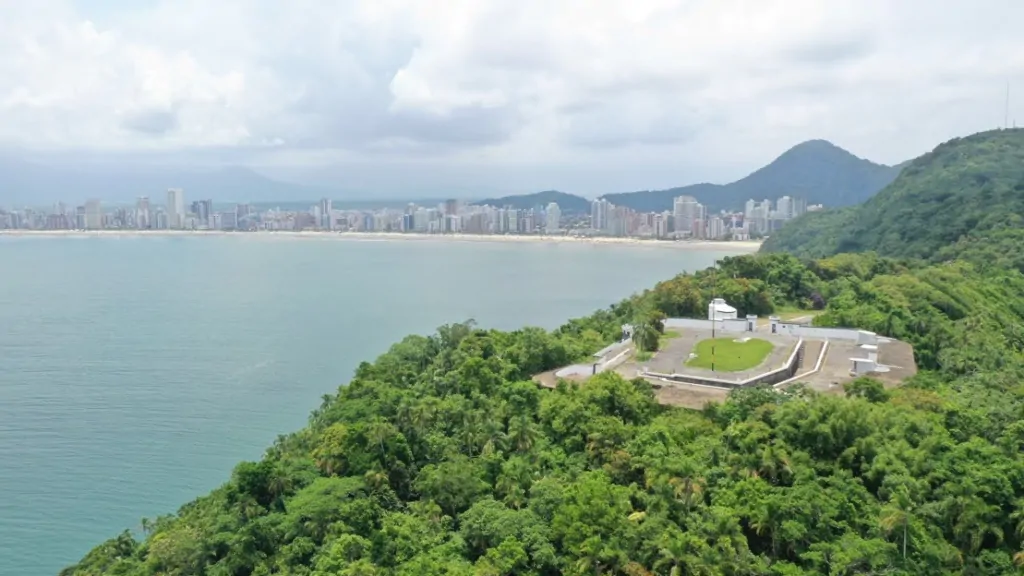 Lavanderia de tapetes e carpetes em Praia Grande: forte de Itaipu